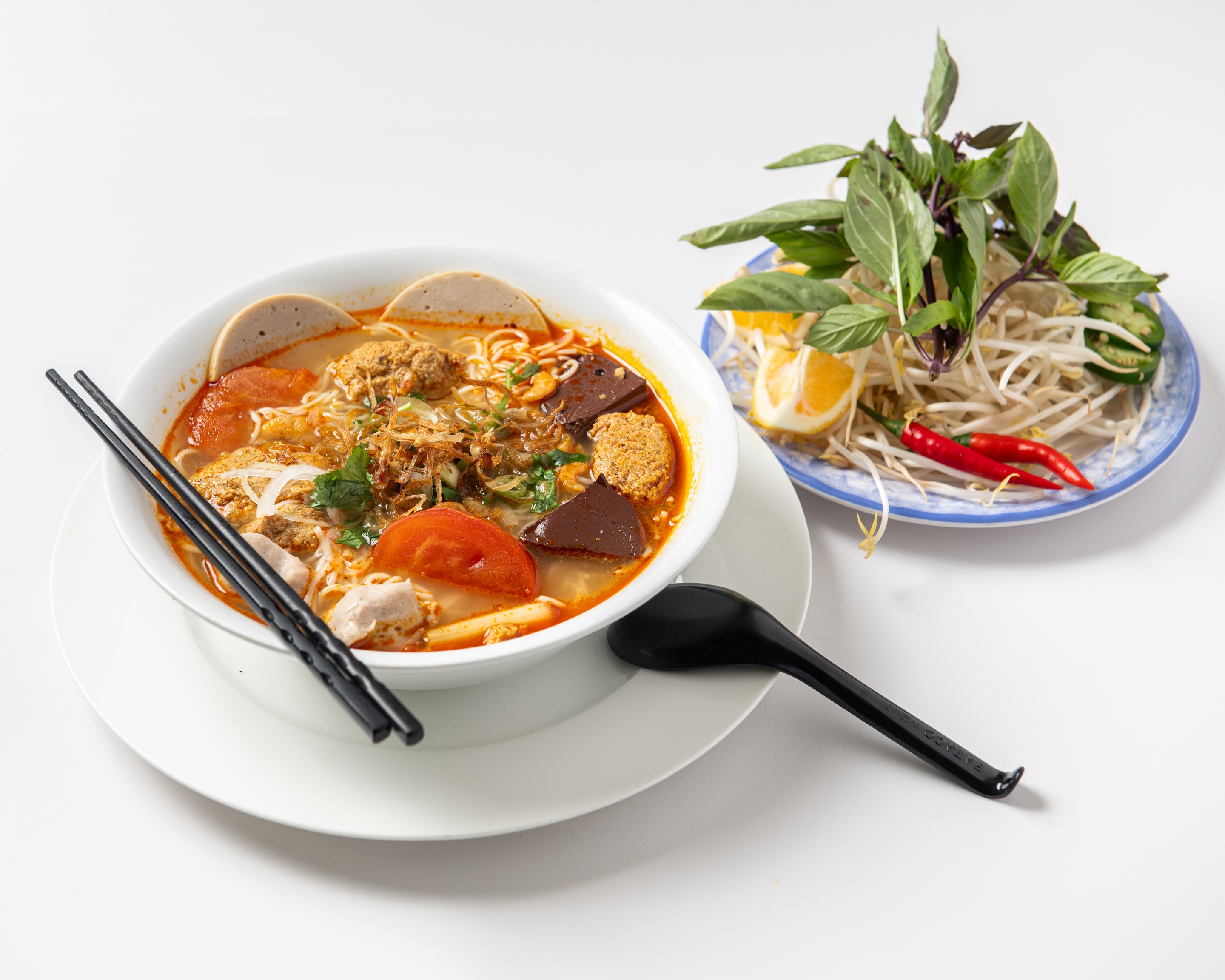 Bún Riêu (Bun Rieu) - Crab, pork, and tomato with vermicelli in soup